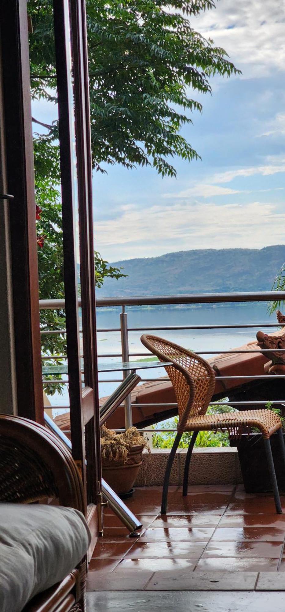 Bali At Scenic Haven Lodge In Хартбиспурт Экстерьер фото