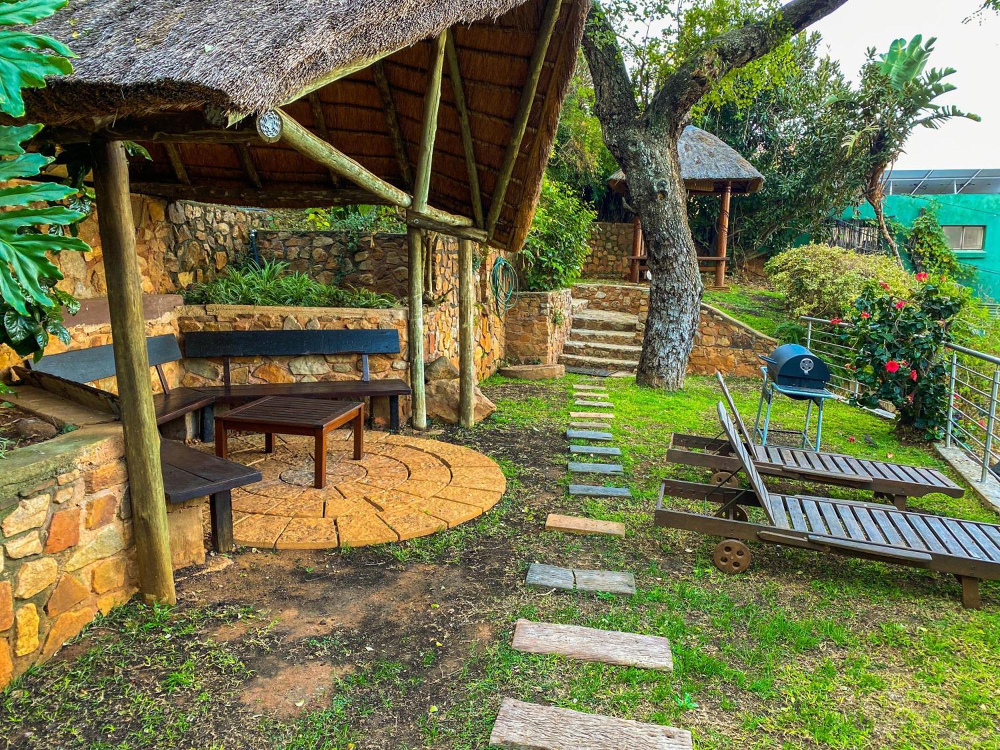 Bali At Scenic Haven Lodge In Хартбиспурт Экстерьер фото